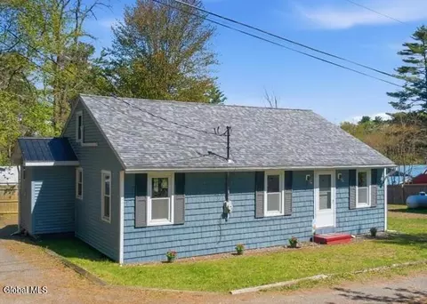 110 Pike St Ext, Broadalbin, NY 12025