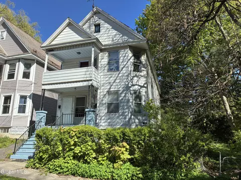 Exterior - 123 Lomasney Ave, Schenectady, NY 12308 photo 2 of 2