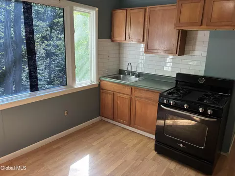 Kitchen - 123 Lomasney Ave, Schenectady, NY 12308 photo 2 of 3