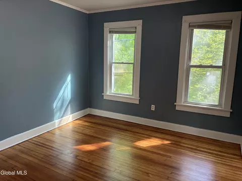 Bedroom - 123 Lomasney Ave, Schenectady, NY 12308 photo 3 of 5