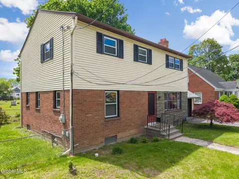 Exterior - 35 Albion St, Schenectady, NY 12302 photo 3 of 6