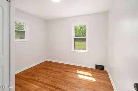 Bedroom - 35 Albion St, Schenectady, NY 12302 photo 1 of 11