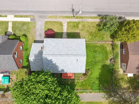 View/Area - 35 Albion St, Schenectady, NY 12302 photo 1 of 4