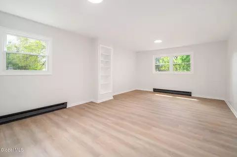 Living - 35 Albion St, Schenectady, NY 12302 photo 4 of 5
