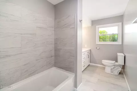 Bath - 35 Albion St, Schenectady, NY 12302 photo 3 of 5