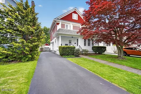 51 Cardinal Ave, Albany, NY 12208