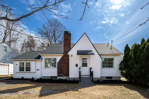 308 Kings Rd, Schenectady, NY 12304