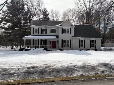 65 Hearthstone Dr, Gansevoort, NY 12831 photo 2