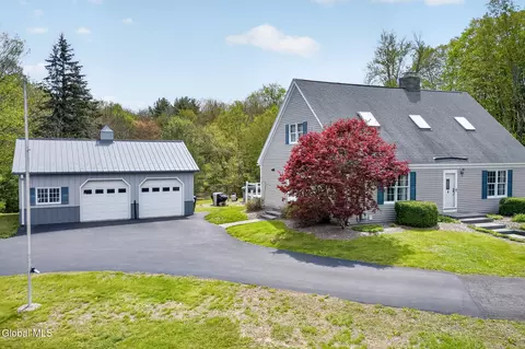 3760 Ny Highway 150, East Greenbush, NY 12061