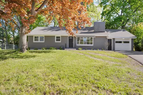 1154 Morningside Ave, Schenectady, NY 12309