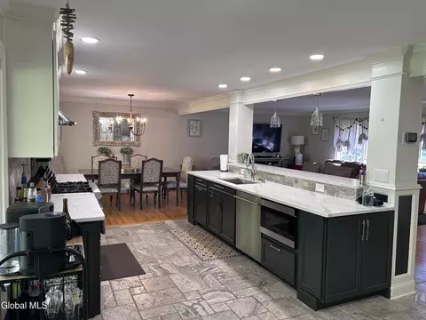 Kitchen - 2321 Central Pkwy, Schenectady, NY 12309 photo 4 of 15