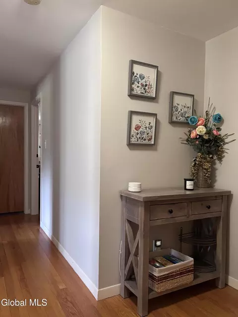 Entry Way - 2321 Central Pkwy, Schenectady, NY 12309 photo 6 of 6