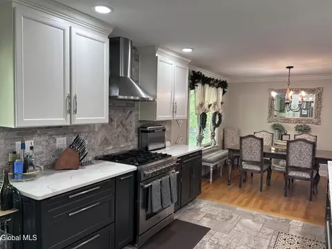 Kitchen - 2321 Central Pkwy, Schenectady, NY 12309 photo 9 of 15