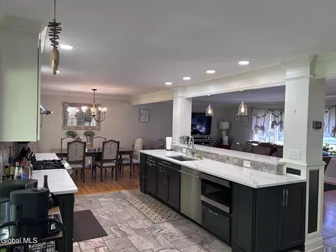 Kitchen - 2321 Central Pkwy, Schenectady, NY 12309 photo 7 of 15