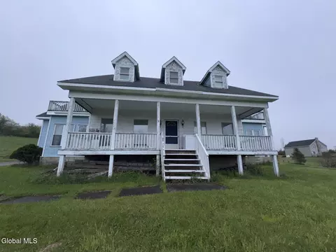 211 Reynolds Rd, Glen, NY 12072
