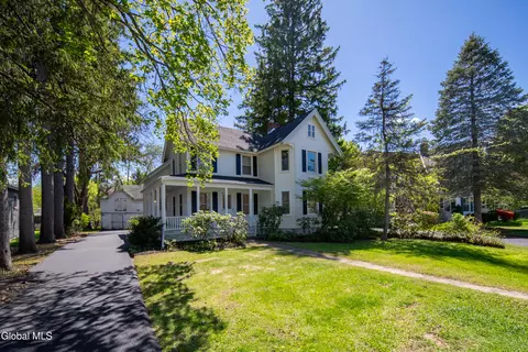 358 Kenwood Ave, Delmar, NY 12054
