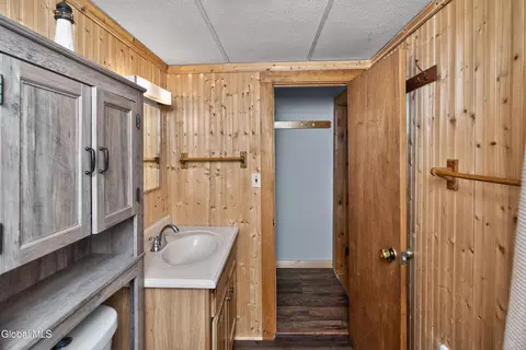 Bath - 11 Lakeview Ter, Hadley, NY 12835 photo 2 of 5