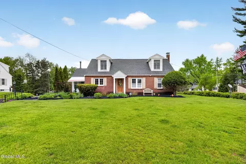 44 Mill Rd, Latham, NY 12110