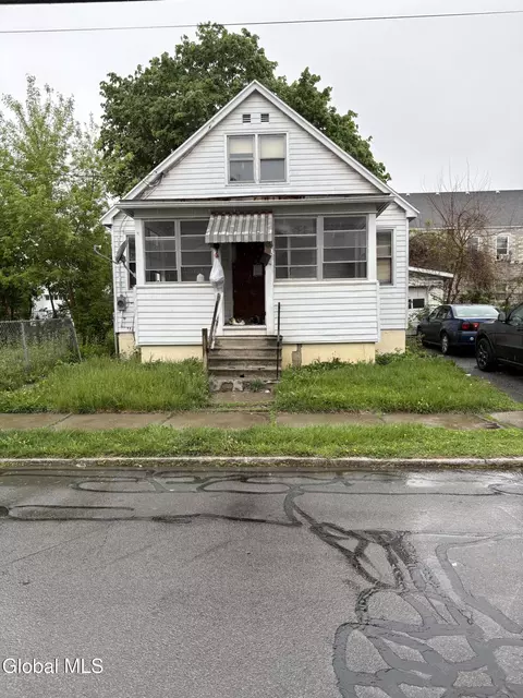 1833 Avenue A, Schenectady, NY 12308