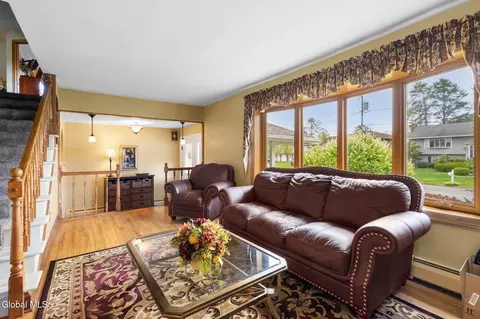 Living - 4 Colomba Dr, Schenectady, NY 12306 photo 4 of 4