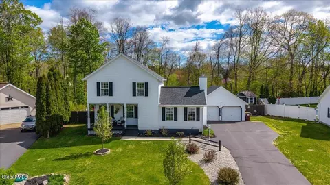 20 Aberdeen Way, Gansevoort, NY 12831