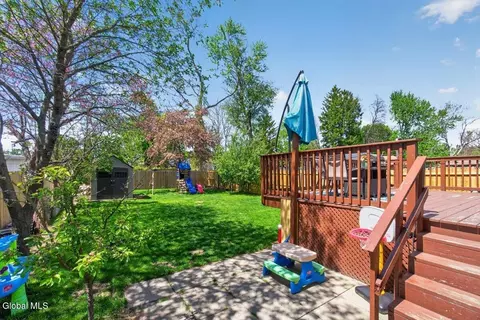 Exterior - 5 Cromer Ave, Schenectady, NY 12304 photo 5 of 13