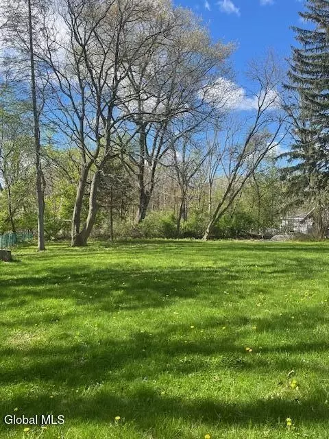 22 Ac Colonial Ave, Schenectady, NY 12304