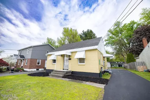 1782 Fiero Ave, Schenectady, NY 12303