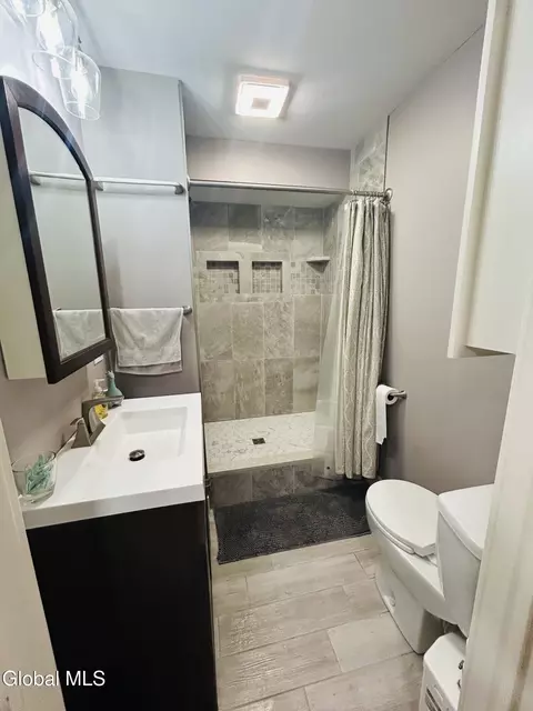 Bath - 38 Minder Rd, Corinth, NY 12822 photo 3 of 5