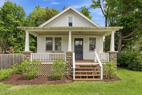 97 Main Ave, Wynantskill, NY 12198