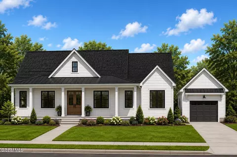 8 Cider Hl, Gansevoort, NY 12831
