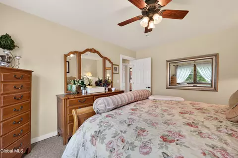 Bedroom - 164 Zellner Rd, Summit, NY 12175 photo 5 of 9