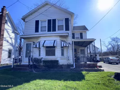 102 N Allen St, Catskill, NY 12414