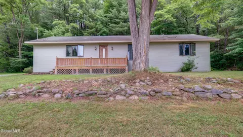 119 Seven Hills Rd, Northville, NY 12134