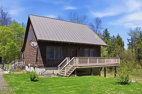 212 Backus Ln, Putnam Station, NY 12861