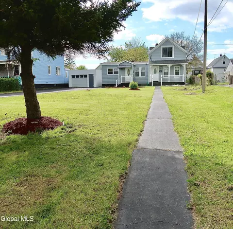 1747 Avenue A, Schenectady, NY 12308