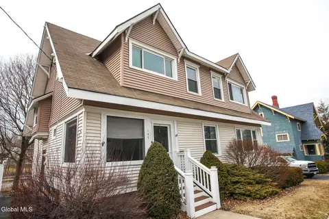 147 Lake George Ave, Ticonderoga, NY 12883