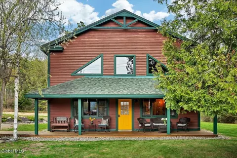 8 Red Wing Rd, Horicon, NY 12808