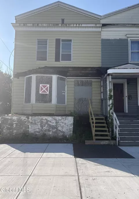 63 Judson St, Albany, NY 12206