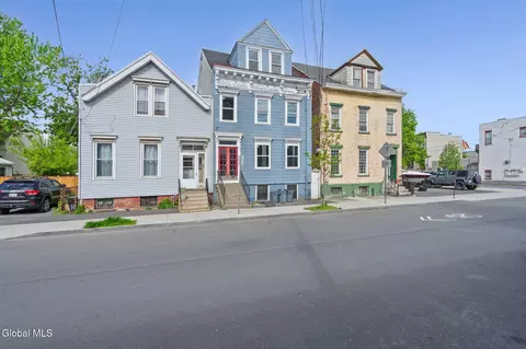 5 West St, Albany, NY 12206