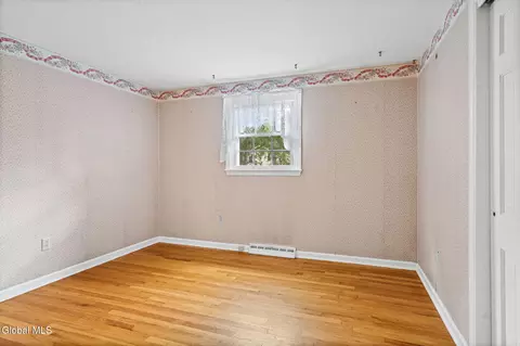 Bedroom - 8 Lancaster Dr, Glenville, NY 12302 photo 1 of 6