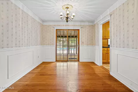 Dining - 8 Lancaster Dr, Glenville, NY 12302 photo 1 of 2
