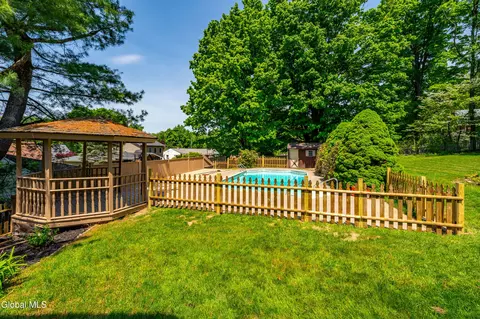 Exterior - 2704 Apple Tree Ln, Castleton On Hudson, NY 12033 photo 4 of 8