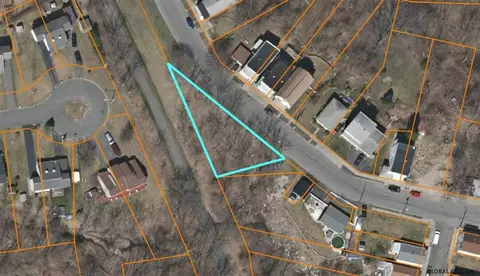 69 Reservoir St, Cohoes, NY 12047