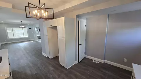 Entry Way - 237 Cherry St, Schenectady, NY 12306 photo 3 of 8
