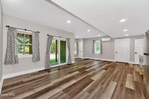 Living - 70 Smith Rd, Mechanicville, NY 12118 photo 4 of 5