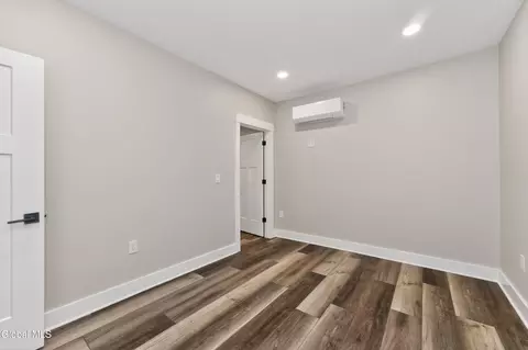 Bedroom - 70 Smith Rd, Mechanicville, NY 12118 photo 5 of 7