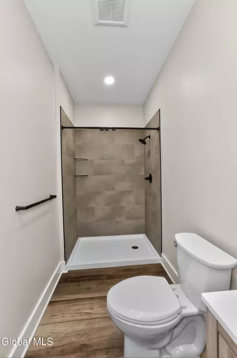 Bath - 70 Smith Rd, Mechanicville, NY 12118 photo 6 of 6