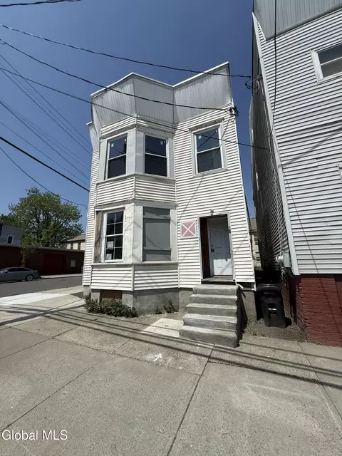 68 Watervliet Ave, Albany, NY 12206