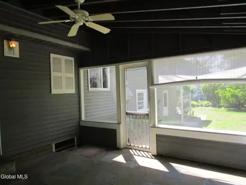 Exterior - 161 Willow Ln, Glenville, NY 12302 photo 15 of 23